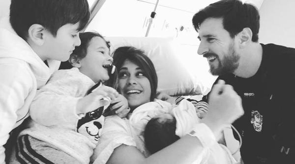 fotbal lionel messi tata pentru a 3 a oara antonella l a nascut pe al treilea baiat ciro