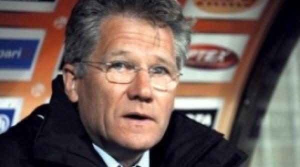 ladislau boloni va continua in elegerea cu antwerp