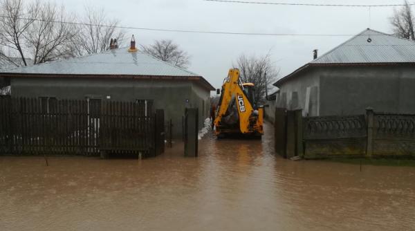 covasna inunda ii risc de rupere a digului situa ie extrem de grava