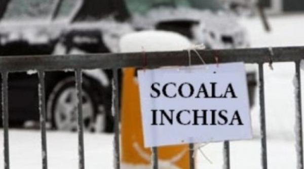 cursuri suspendate in capitala din cauza vremii