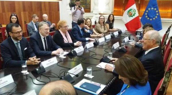 peru scandal corup ie pre edintele a demisionat criza politica