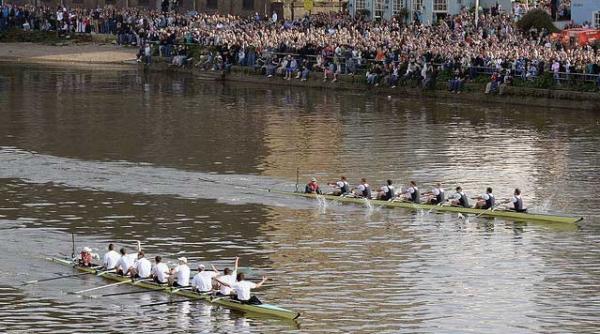 cursa cambridge vs oxford de pe tamisa cine a ca tigat
