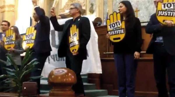 legile justitiei protest inedit al usr la senat