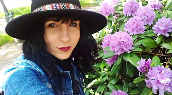 ioana laura florescu dialog fascinant locurile sunt pentru handicapa i am handicap nu ma intereseaza