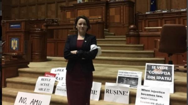 mi carea romania impreuna partidul fondat de dacian ciolo cosette chichirau intrebarea este