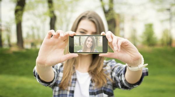 primul muzeu al selfie urilor in los angeles