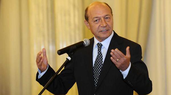 traian basescu tensiune uria a intre sri i morar le spunea in fa a