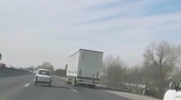 trabant filmat pe autostrada ofer ocat ia uita te ce le face video