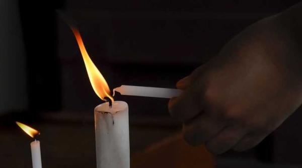 pa te ce sa faci cu lumanarea dupa ce te intorci de la inviere