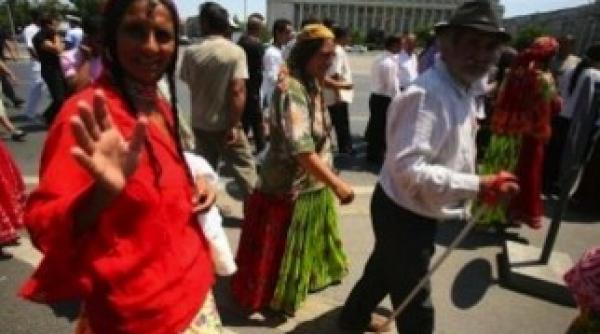 ziua romilor matteo salvini mesaj controversat sa fure mai pu in