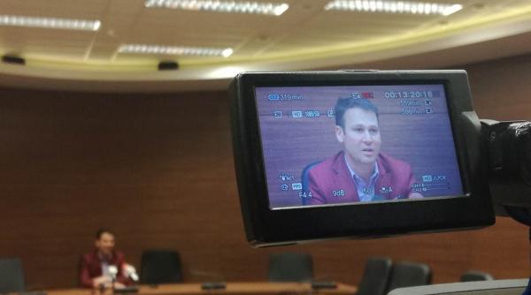 gropi asfalt situa ie halucinanta robert negoi a inadmisibil a a ceva video