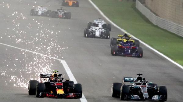 f1 hamilton cel mai rapid inaintea mp al chinei