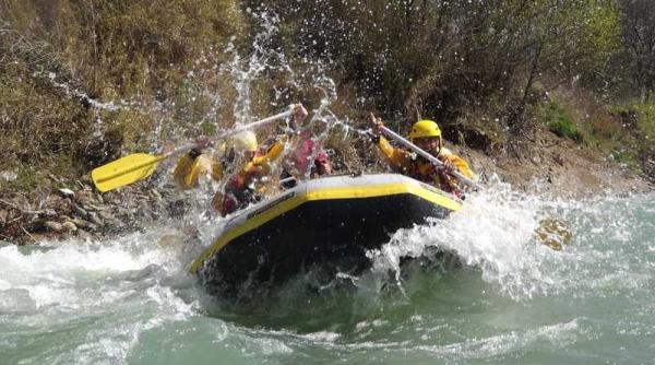 ghid montan decedat in defileul jiului