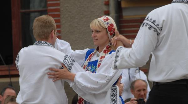 flash mob dans popular de ziua interna ionala a dansului