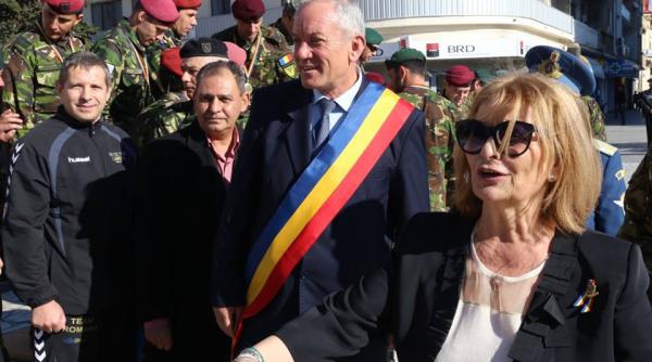 mi carea lui constantin toma de centenar este vorba de o reparatie morala