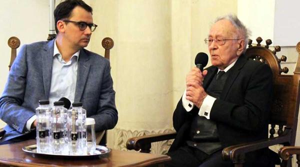 mihai sora  a fi patriot inseamna a iubi continentul din care faci parte