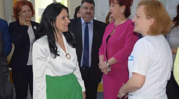 legea salarizarii in sanatate pintea nu cred ca o lege poate dezbina atat de mult