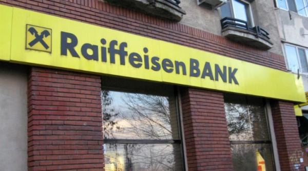 raiffeisen bank blocata incident informa ii pentru to i clien ii bancii