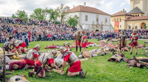 razboaiele daco romane punere in scena grandioasa la festivalul roman apulum