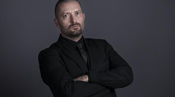 the four antena 1 cheloo mi ai adus aminte de primul manager pe care l am dat afara in ajunul craciunului