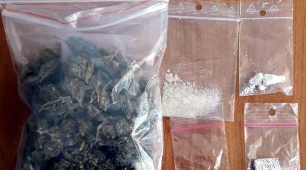 razie antidrog mamaia si vama veche ce au gasit jandarmii