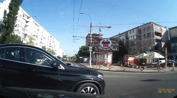 prioritate de smecher in plina capitala video