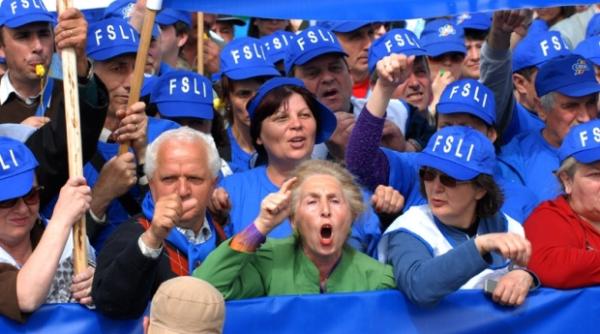 fsli avertisment privind plata unor drepturi salariale