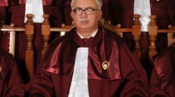 augustin zegrean salvatorul unui tanar disperat cazut in groapa