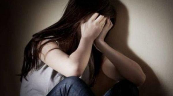 india adolescenta violata si arsa de vie