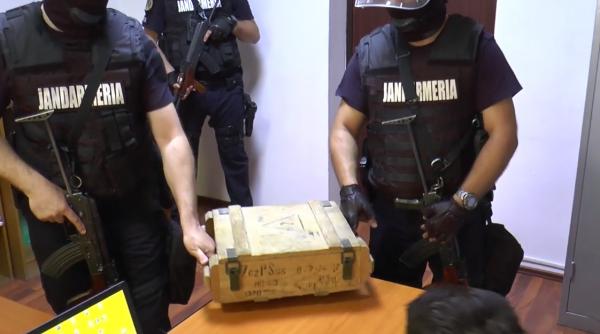 jandarmeria video fabulos ce e in cutie