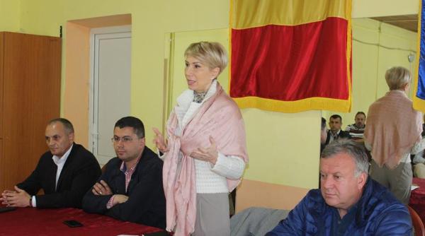 liberalii motiuni simple pe banda rulanta mini tri viza i