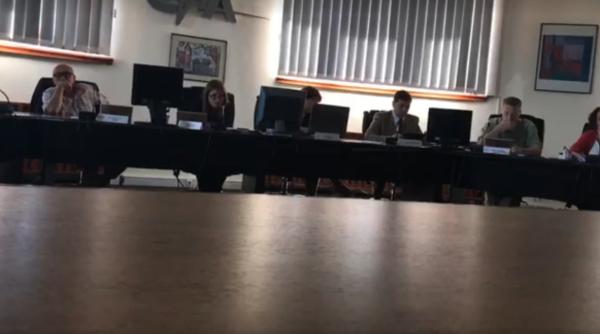 romania tv scandal la cna cu protestatarii nu accept sa fiu jignit video