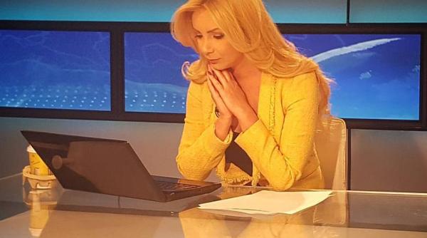 vedete blat i ponturi catre paparazzi cristina herea e disperarea unora care folosesc astfel de parghii