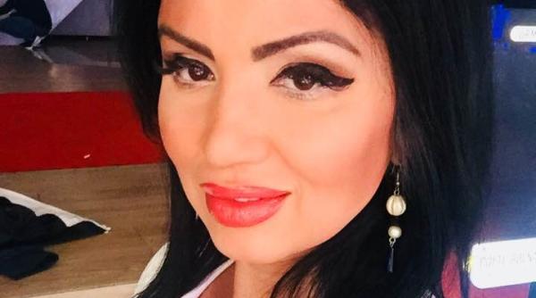 adriana bahmu eanu nou iubit nu mi e frica sa o iau de la capat