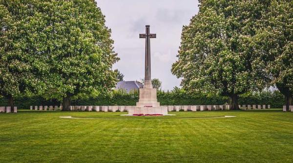 ambasada sua inchisa luni de memorial day