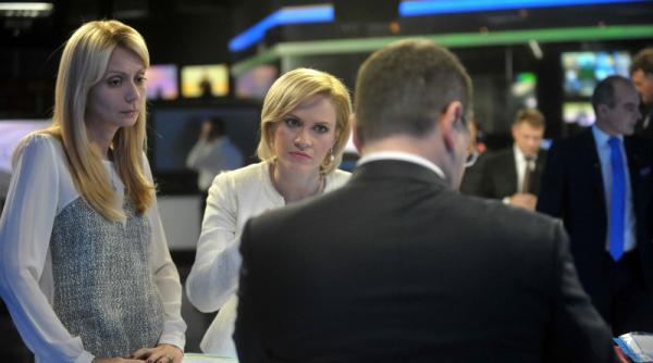 firea il contrazice pe ponta a a s a nascut sintagma a calca pe cadavre