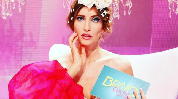 iulia albu nerabdatoare sa se marite pana la urma ma cer singura