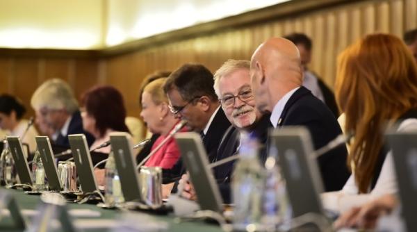 casa presei lovita de cutremur guvernul i i apara propria piele