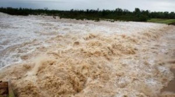 cod galben de inundatii  avertismentul autoritatilor