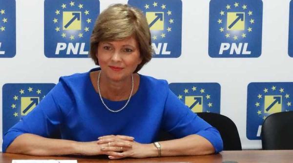 florica chereche din ce in ce mai pu in liberi sa spunem ce gandim