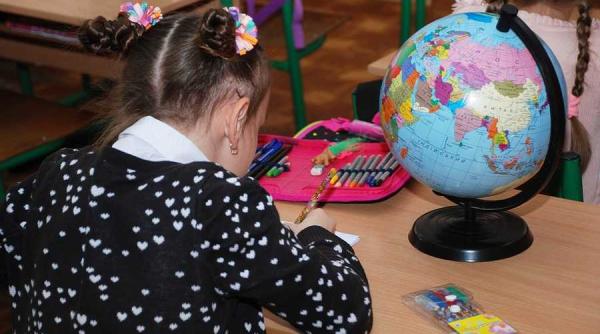 vicepremier elevul in centrul politicilor publice in domeniul educa iei