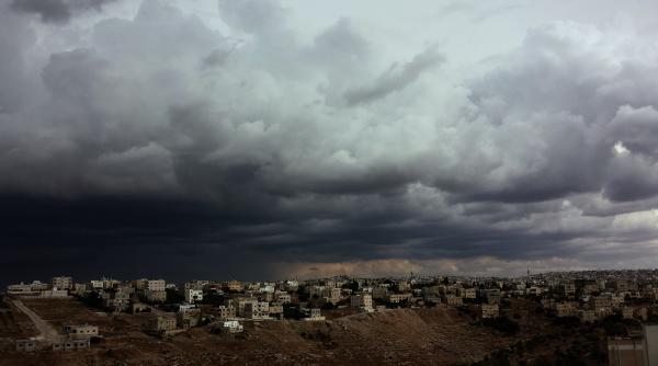 averizare meteo cod galben de furtuna in 12 judete