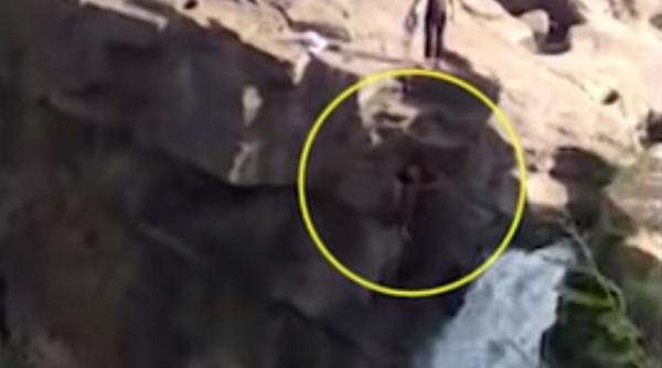 un selfie i a adus moartea