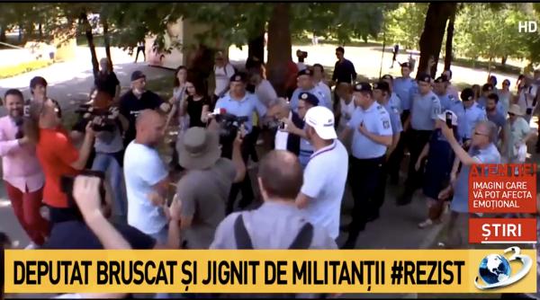bacalba a atacat de protestatarii rezist va aruncam in gunoi jandarmii au intervenit