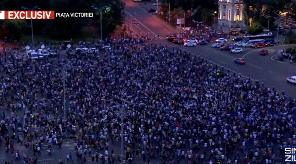 proteste in pia a victoriei video