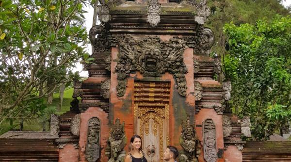 vis implinit mr travel a vizitat 30 de ari pana la 30 de ani