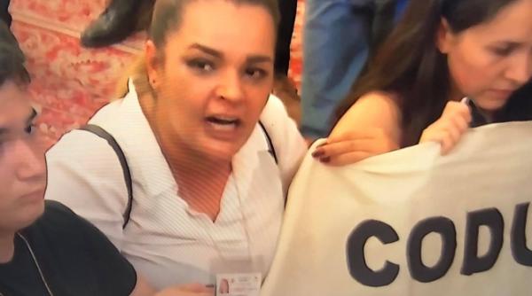 protest angi erban i obsesia dragnea pericolul din pia a victoriei