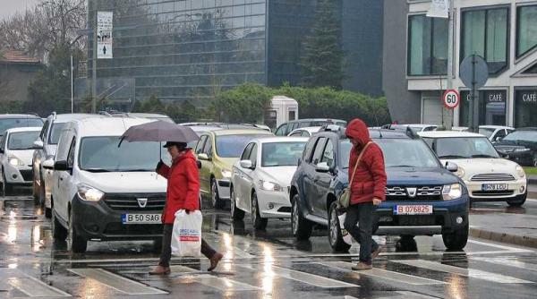 meteo zi ploioasa avertisment pentru mai mult de jumatate din tara