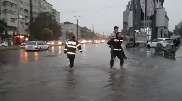 inunda ii in boto ani imagini incredibile video