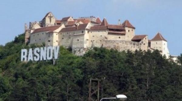 cetatea rasnov intrare gratuit cand va putea fi vizitata